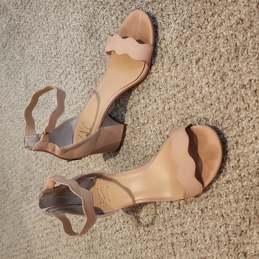 INC 8M Tan Beige Strappy Open Toe Heel Sandals